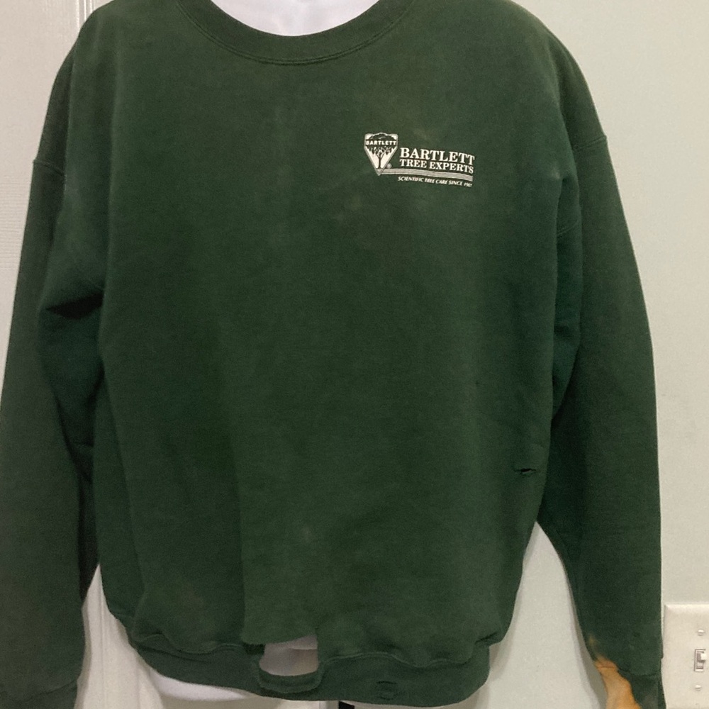 Vintage bartlett tree experts crew neck
